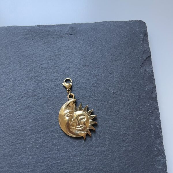 Charm Solna Golden