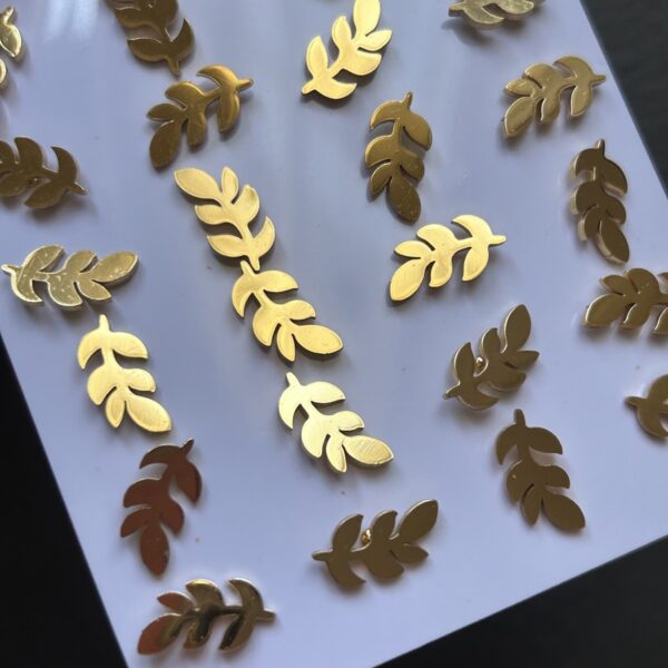 Mini Pendiente Hoja Golden