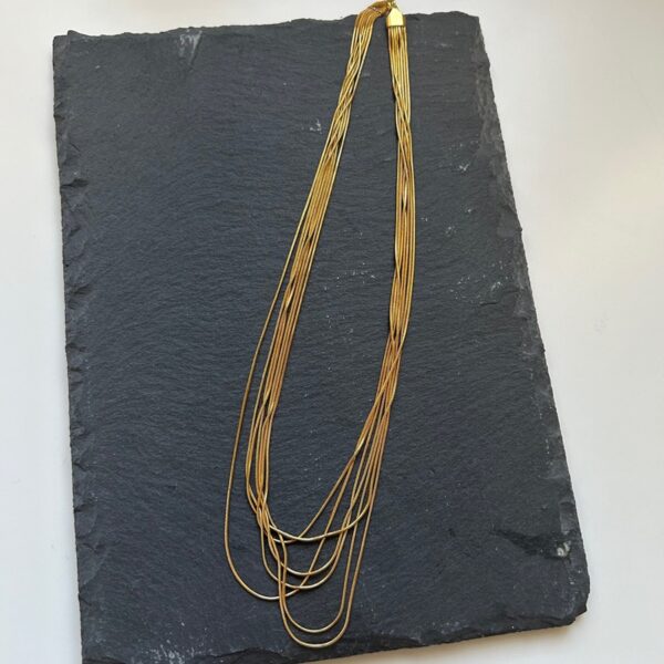 Collar Capas Golden