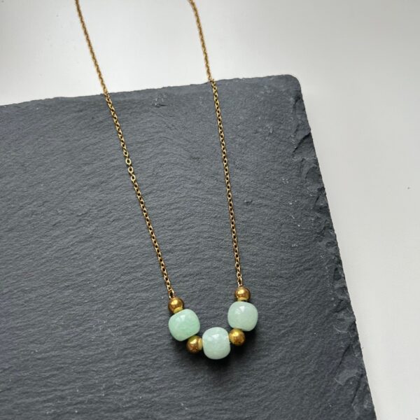 Collar Bolas Turquesa