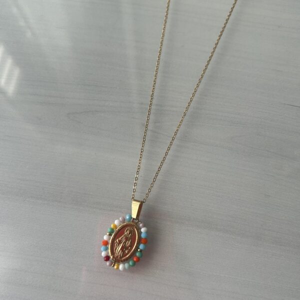 Collar Virgencita Multicolor Golden